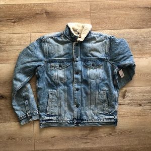 *NWT* Denim Sherpa Lined Jacket